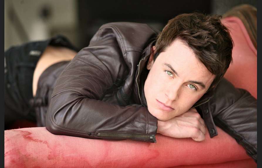All About Ryan Kelley 